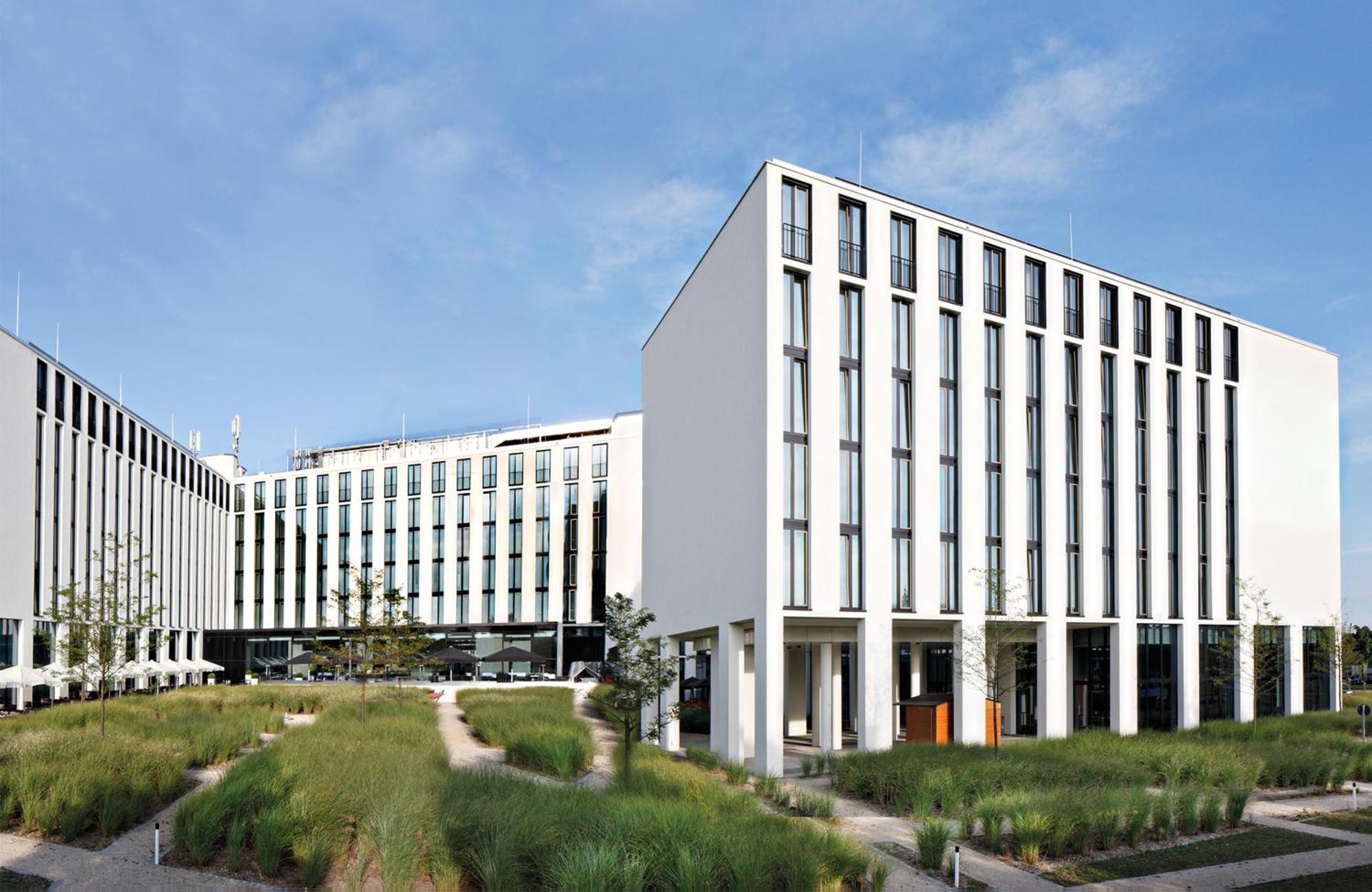 Leonardo Royal Hotel Мюнхен Экстерьер фото